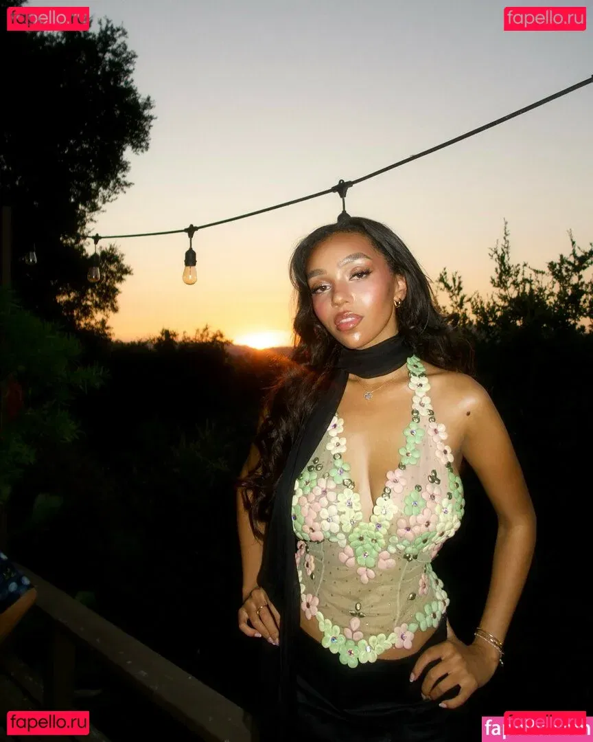 Daphne Blunt Onlyfans Photo Gallery 