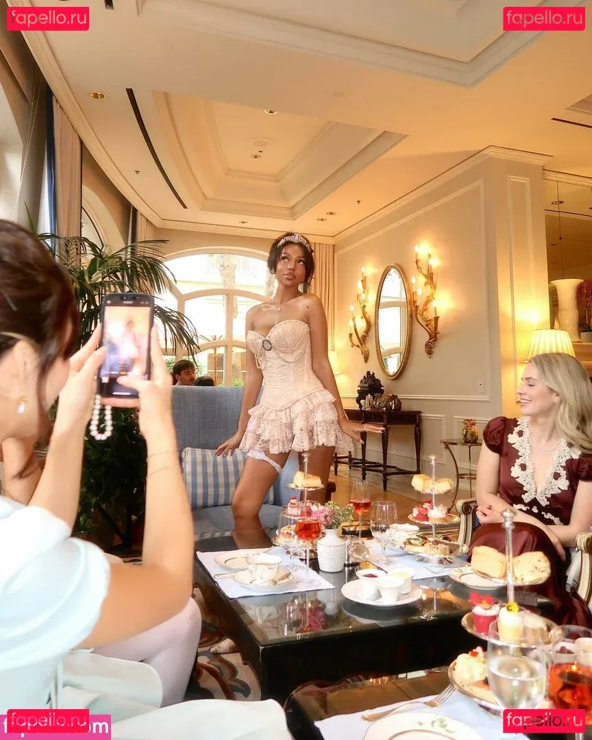 Daphne Blunt Onlyfans Photo Gallery 