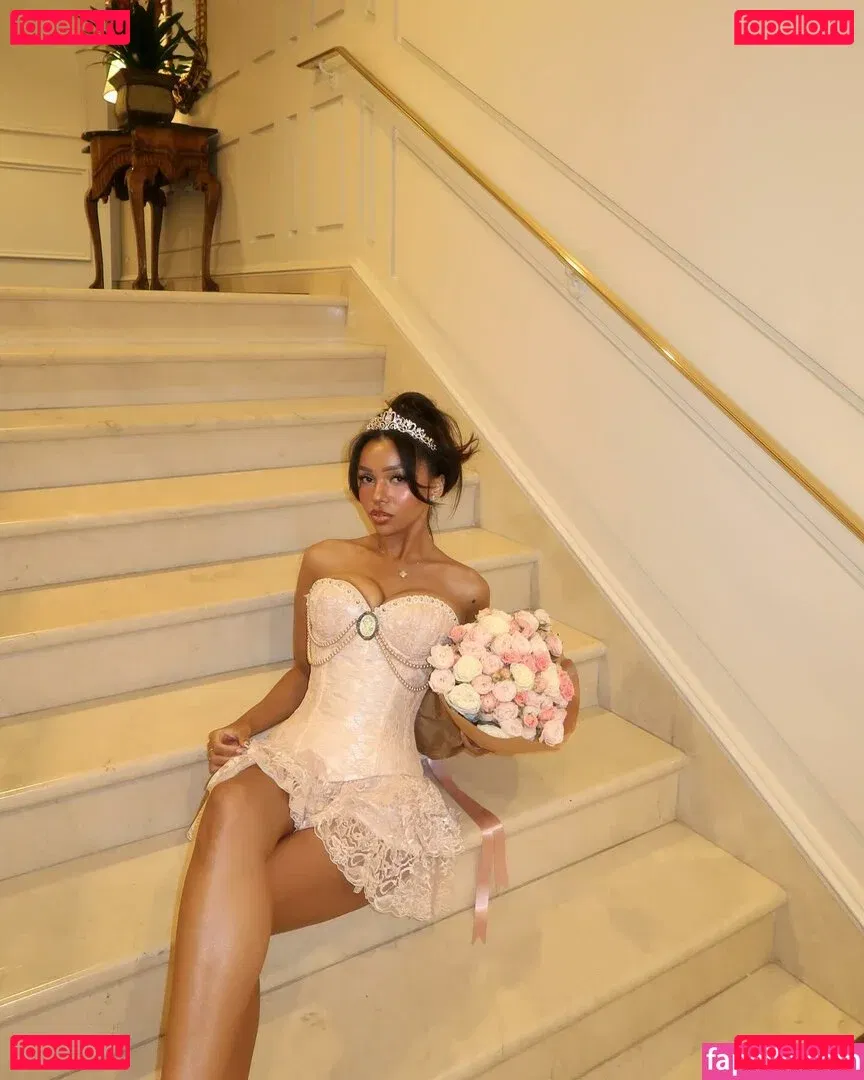 Daphne Blunt Onlyfans Photo Gallery 