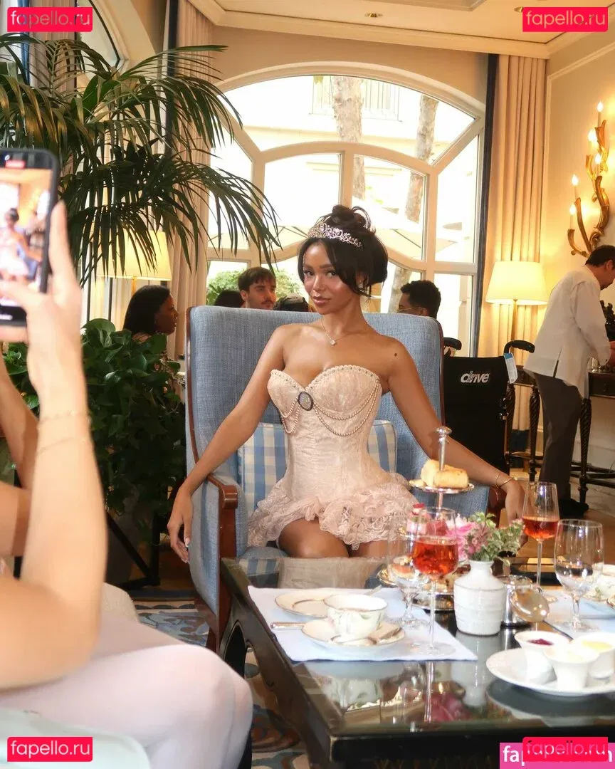 Daphne Blunt Onlyfans Photo Gallery 