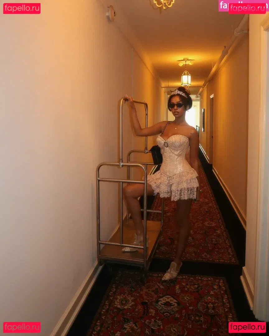 Daphne Blunt Onlyfans Photo Gallery 