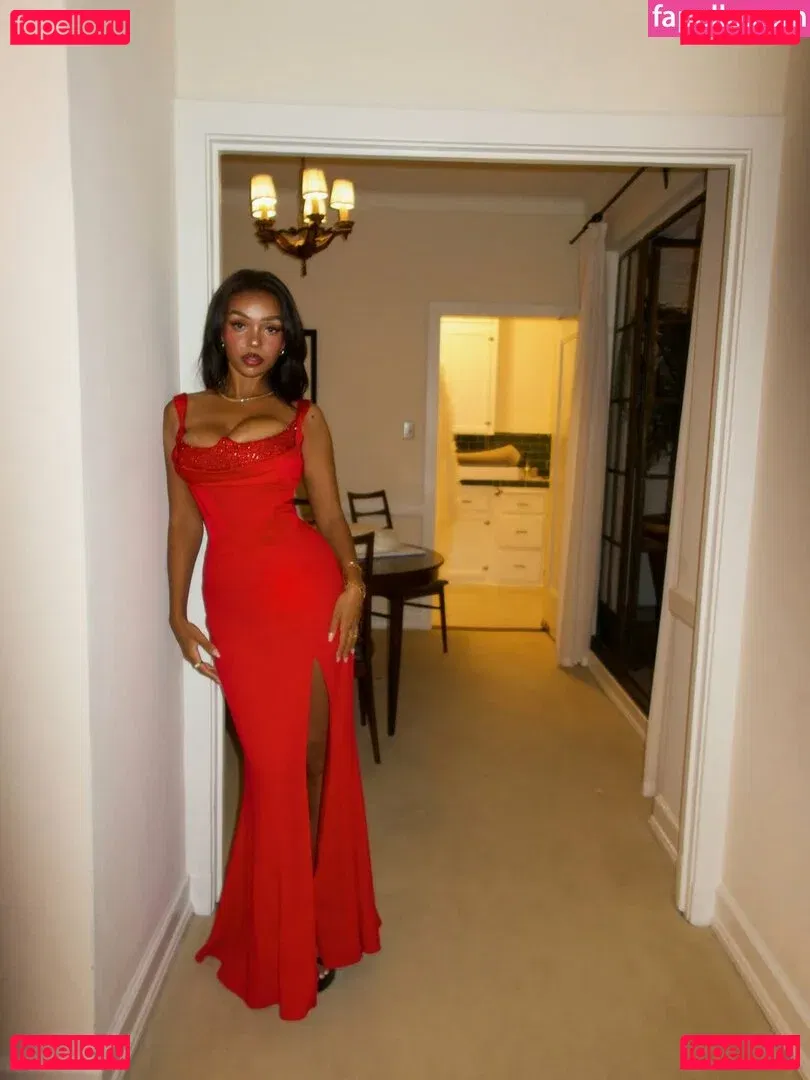 Daphne Blunt Onlyfans Photo Gallery 