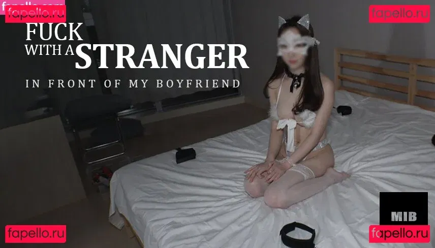 Mask In Black Onlyfans Photo Gallery 