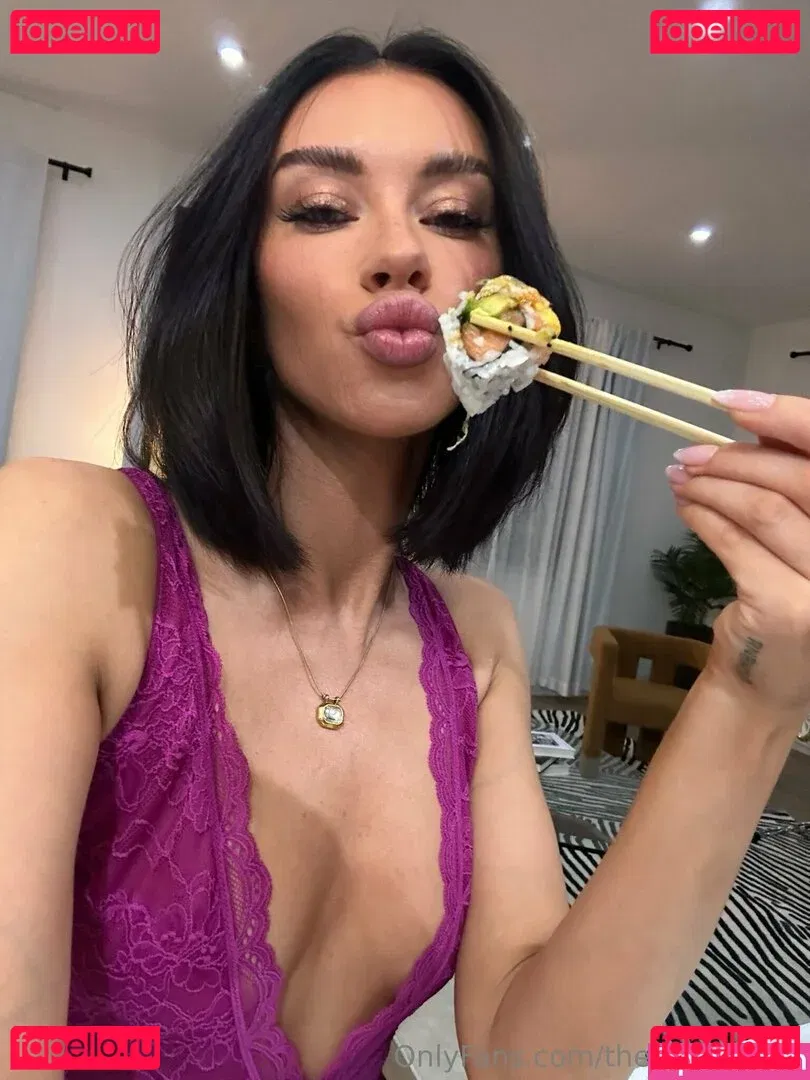 theoliviadavis Onlyfans Photo Gallery 