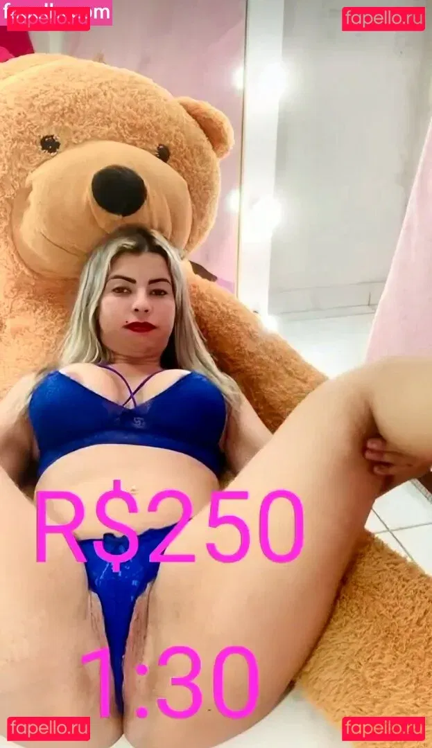 rafaela.sg Onlyfans Photo Gallery 