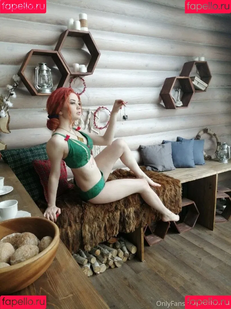 Alexandra Bessonova Onlyfans Photo Gallery 