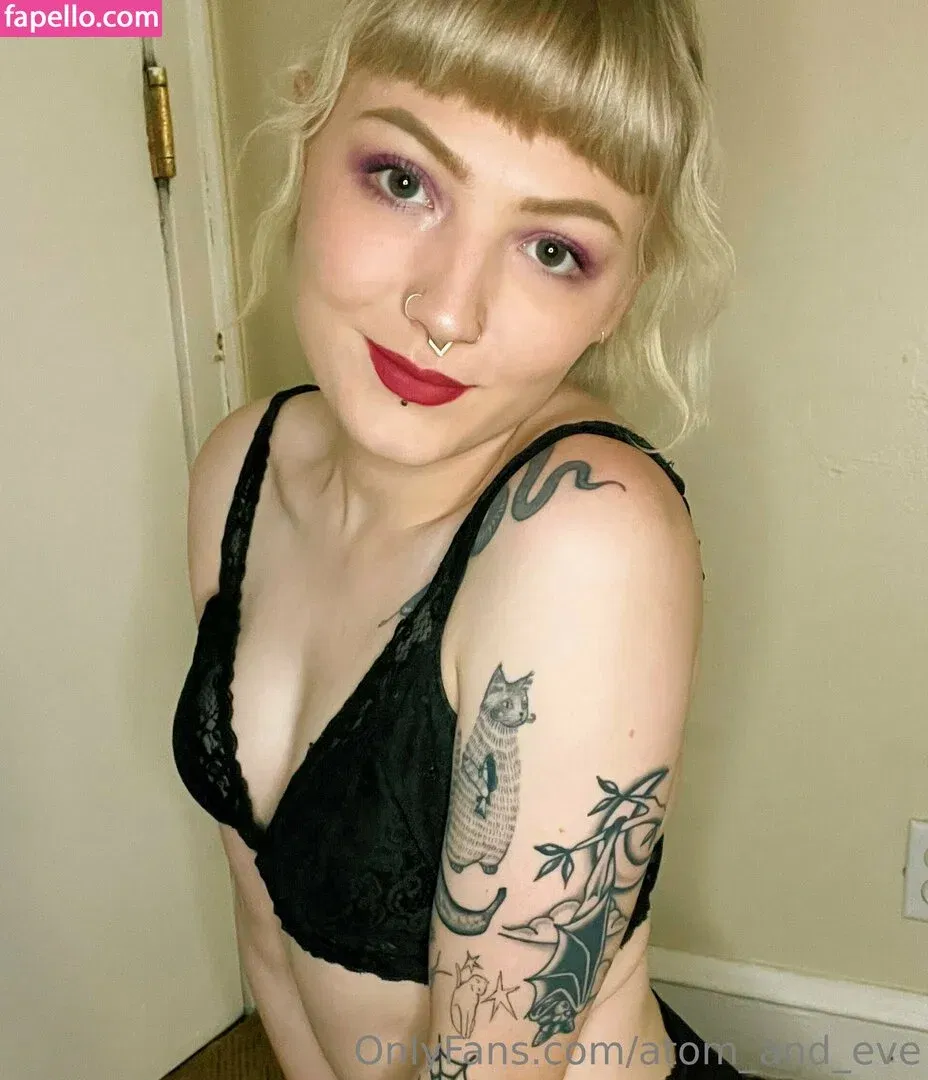 atom_and_eve Onlyfans Photo Gallery 