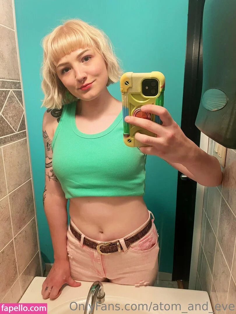 atom_and_eve Onlyfans Photo Gallery 