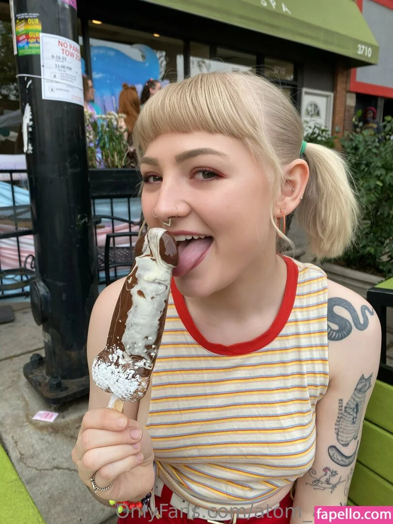 atom_and_eve Onlyfans Photo Gallery 