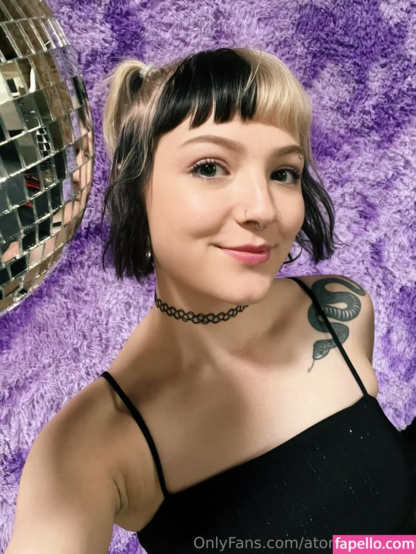 atom_and_eve Onlyfans Photo Gallery 