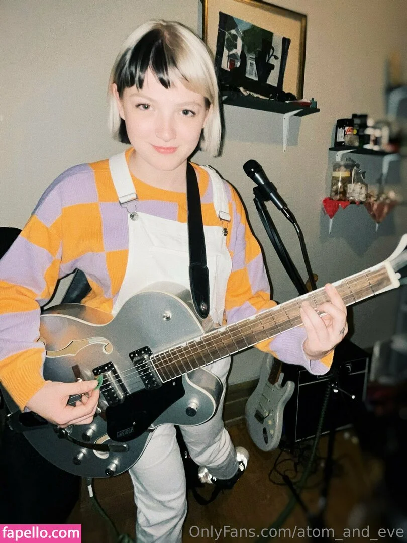 atom_and_eve Onlyfans Photo Gallery 