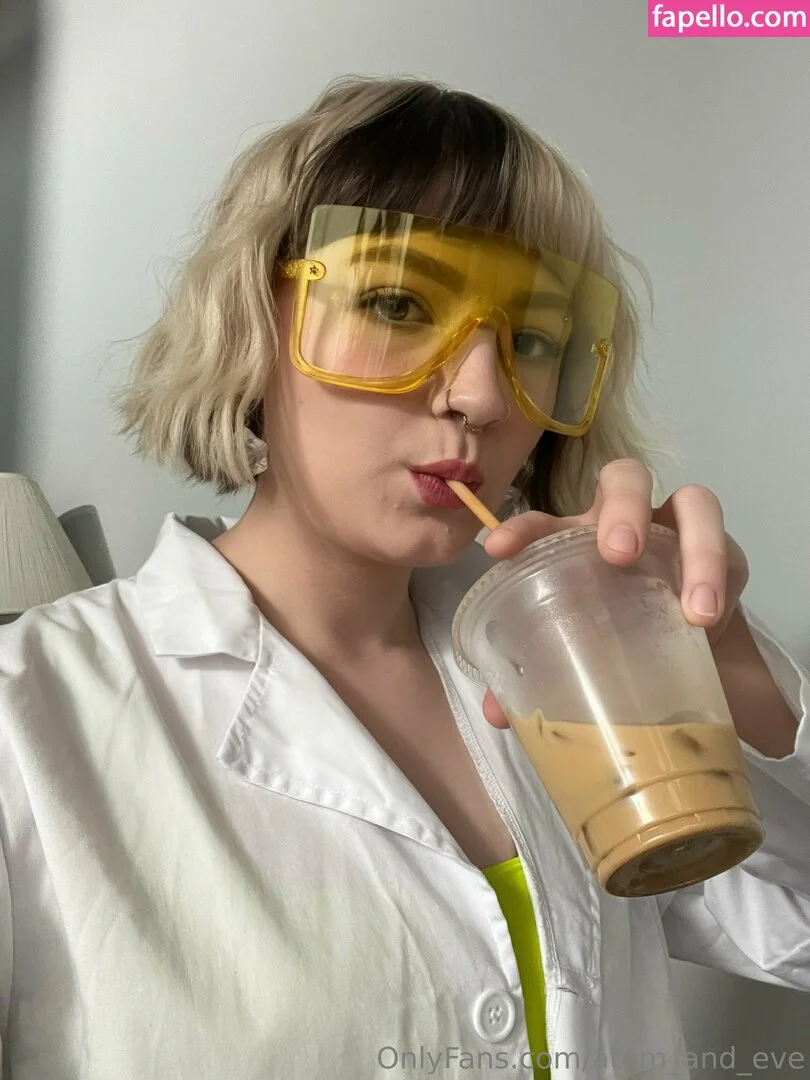 atom_and_eve Onlyfans Photo Gallery 