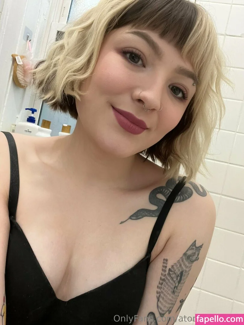 atom_and_eve Onlyfans Photo Gallery 