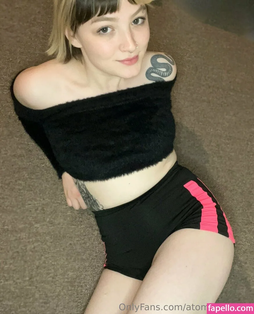 atom_and_eve Onlyfans Photo Gallery 