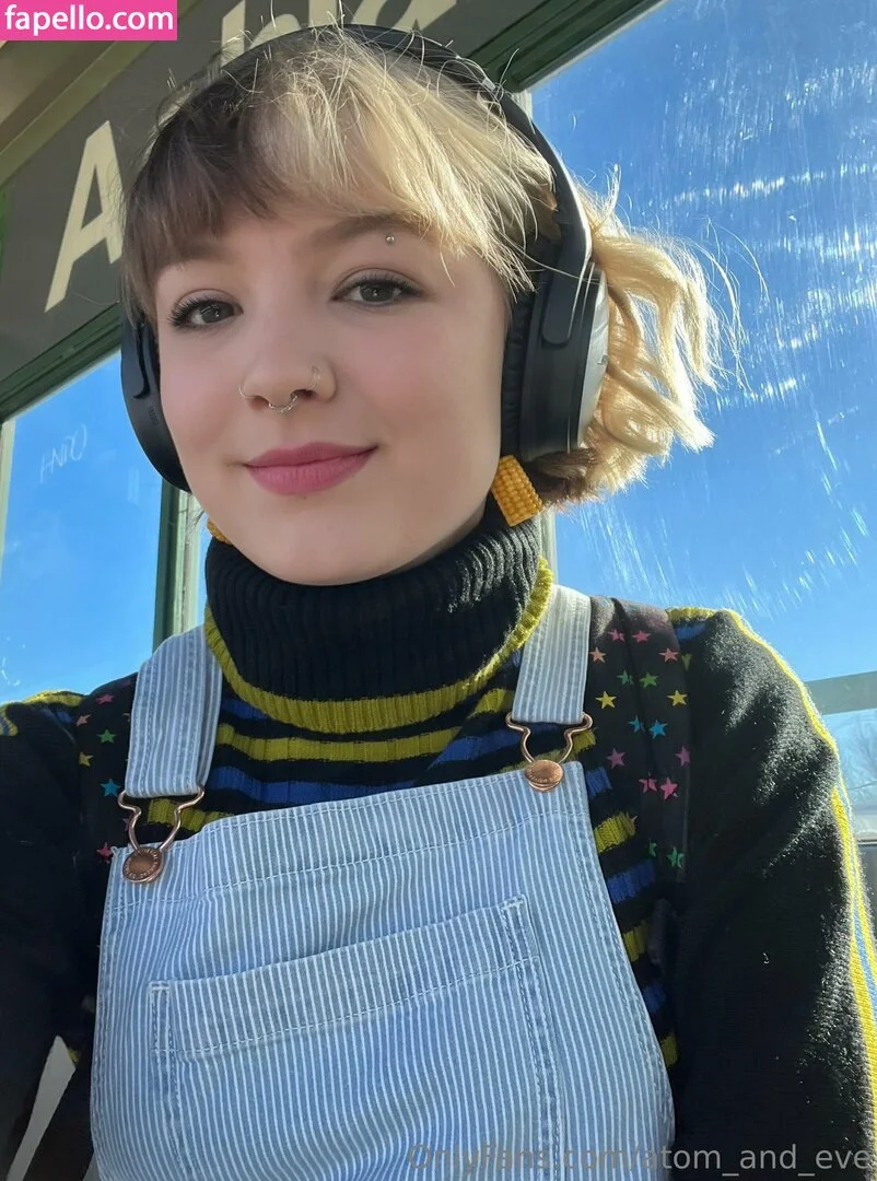 atom_and_eve Onlyfans Photo Gallery 