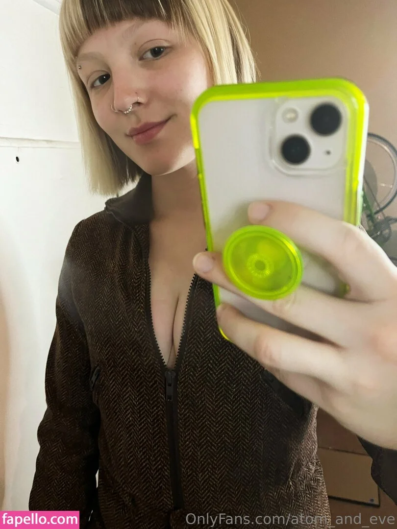 atom_and_eve Onlyfans Photo Gallery 