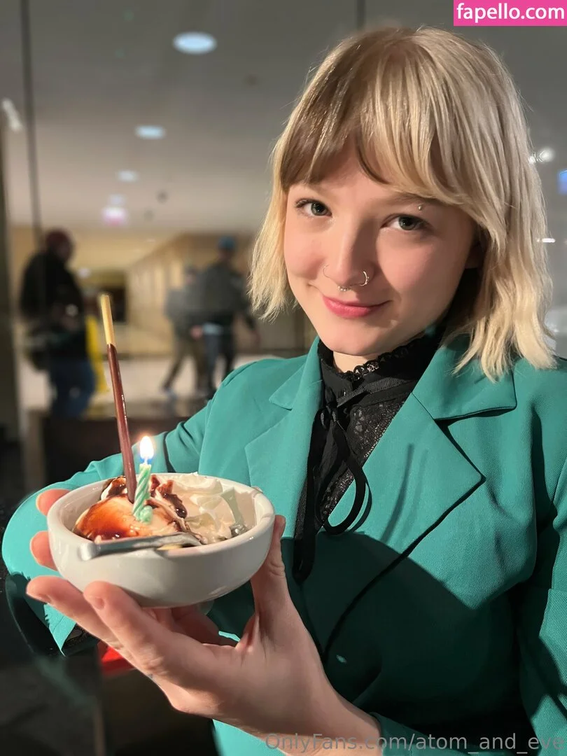 atom_and_eve Onlyfans Photo Gallery 