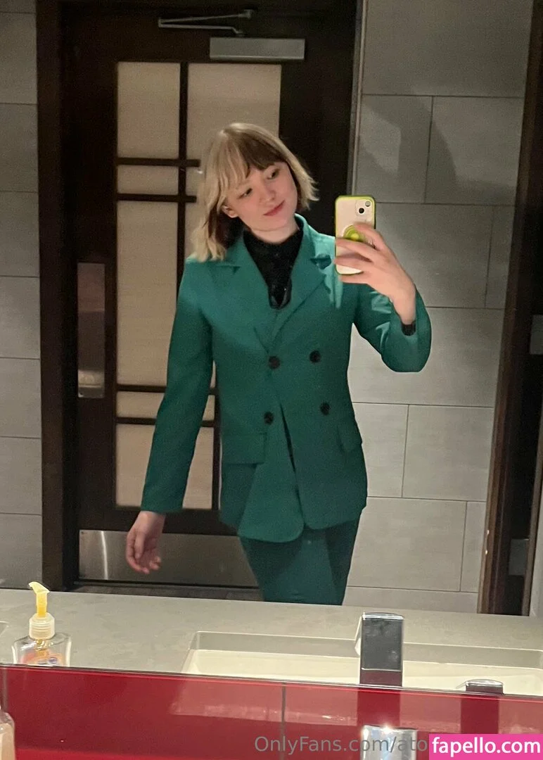 atom_and_eve Onlyfans Photo Gallery 