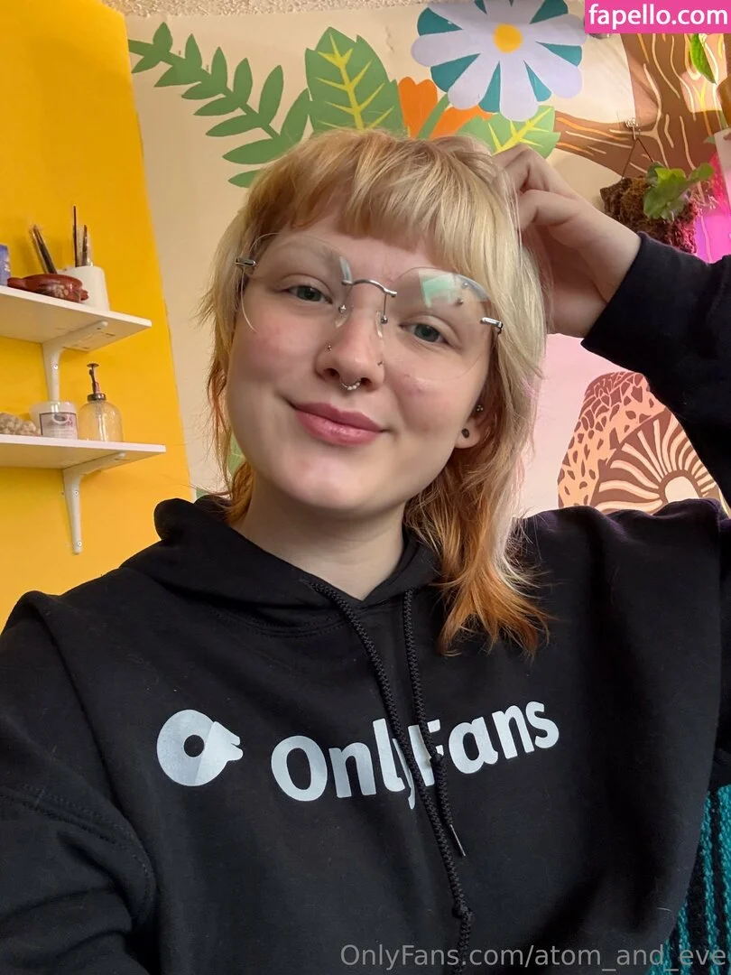 atom_and_eve Onlyfans Photo Gallery 