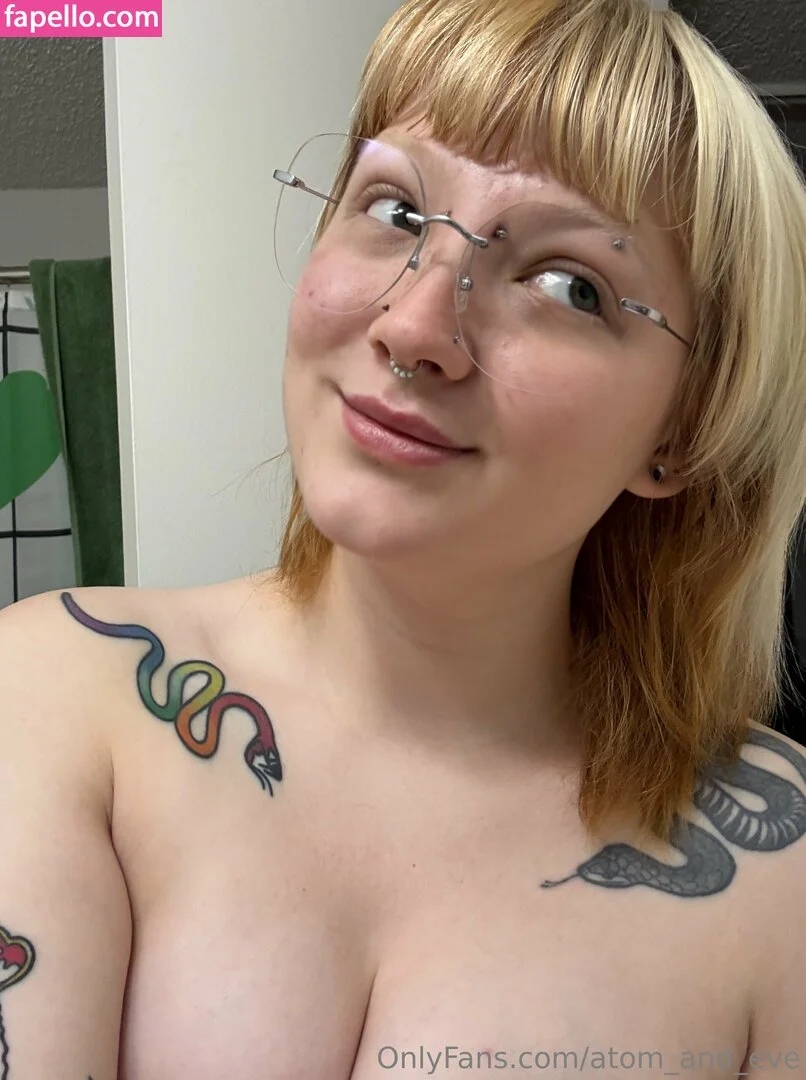 atom_and_eve Onlyfans Photo Gallery 