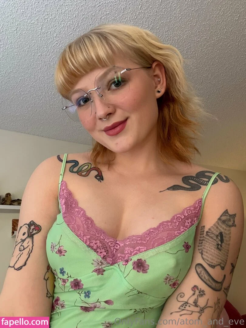 atom_and_eve Onlyfans Photo Gallery 