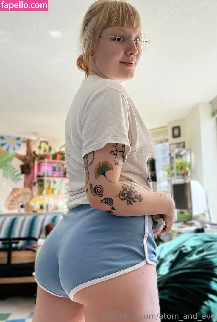 atom_and_eve Onlyfans Photo Gallery 