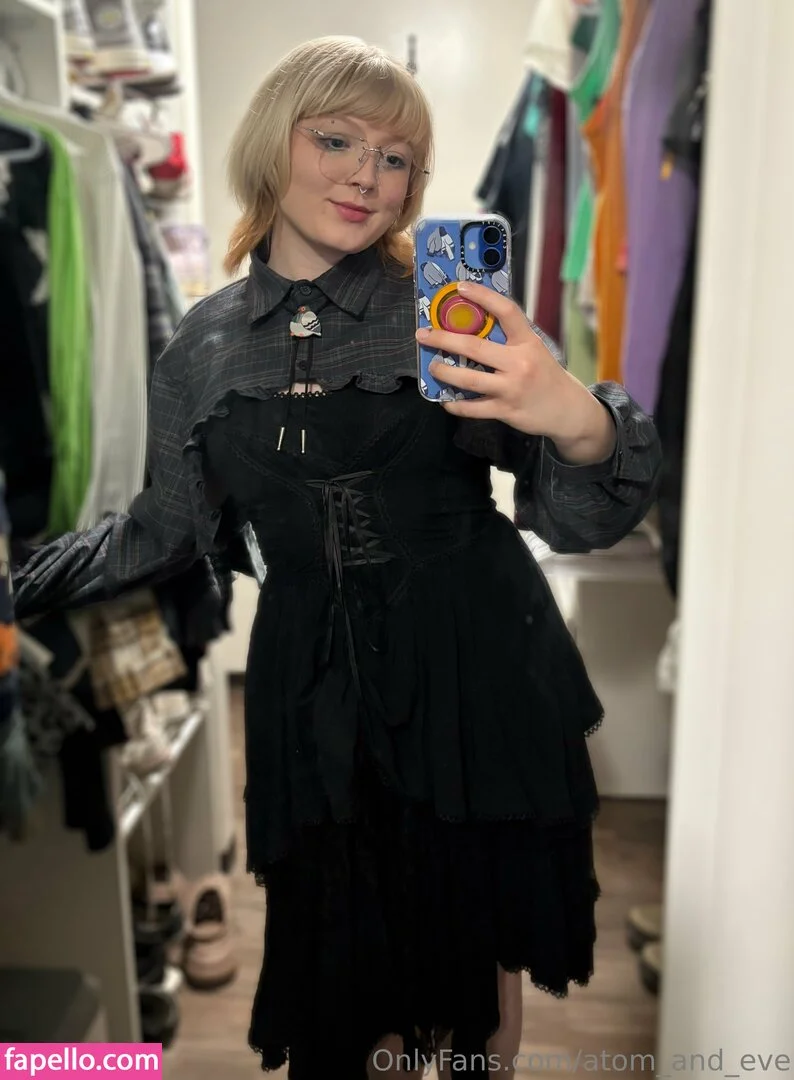 atom_and_eve Onlyfans Photo Gallery 
