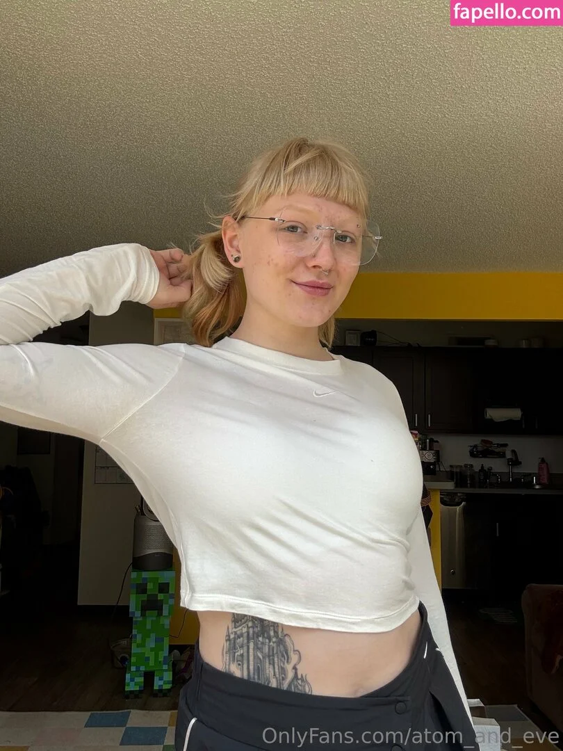 atom_and_eve Onlyfans Photo Gallery 
