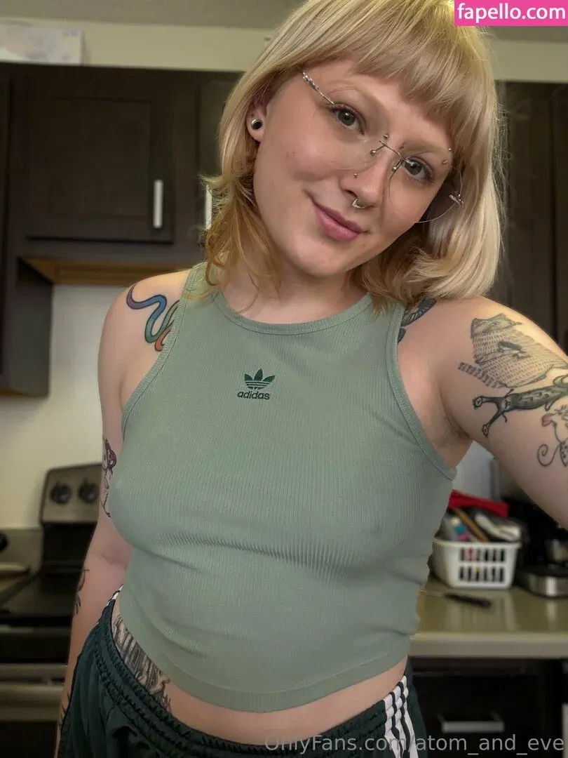 atom_and_eve Onlyfans Photo Gallery 