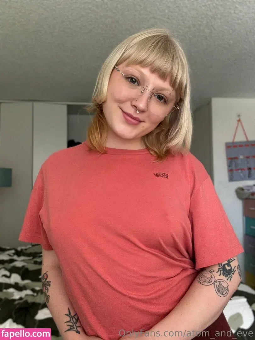 atom_and_eve Onlyfans Photo Gallery 