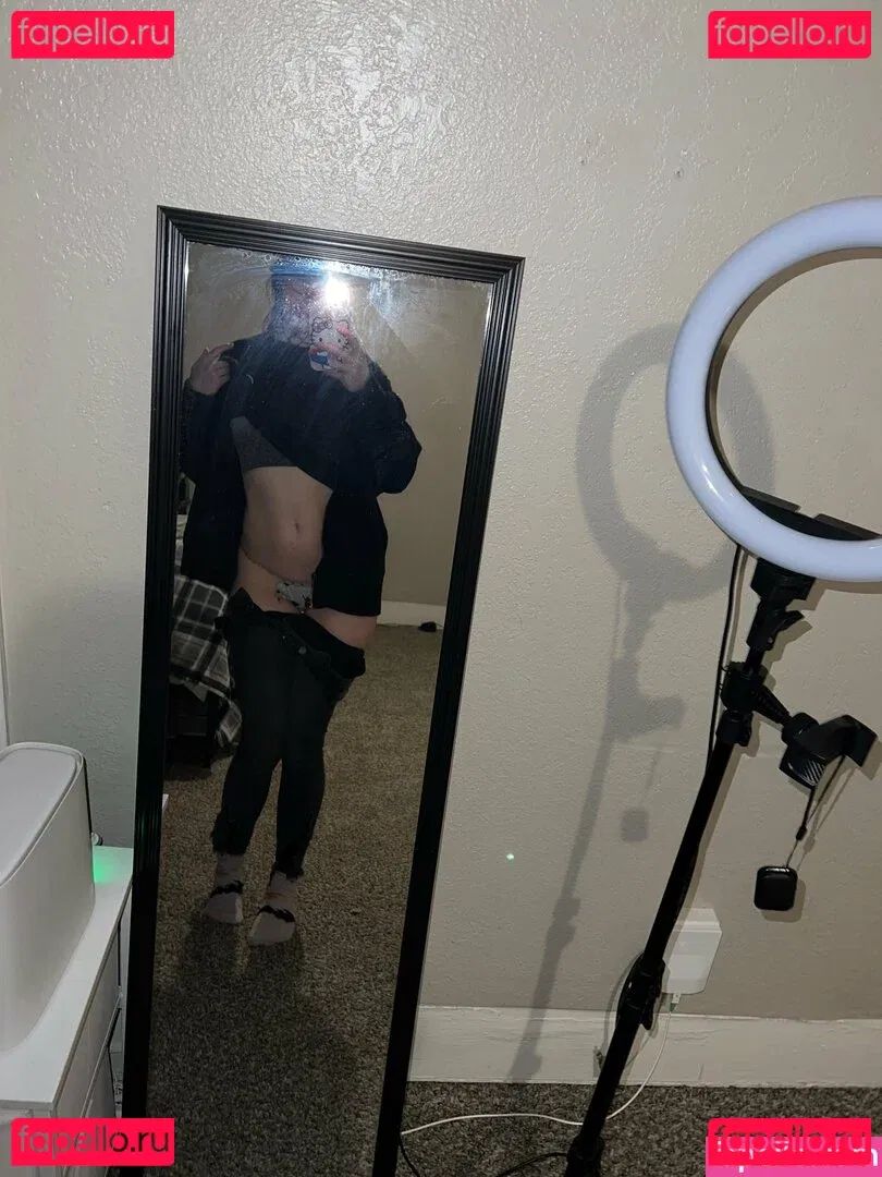 Wallfartss Onlyfans Photo Gallery 