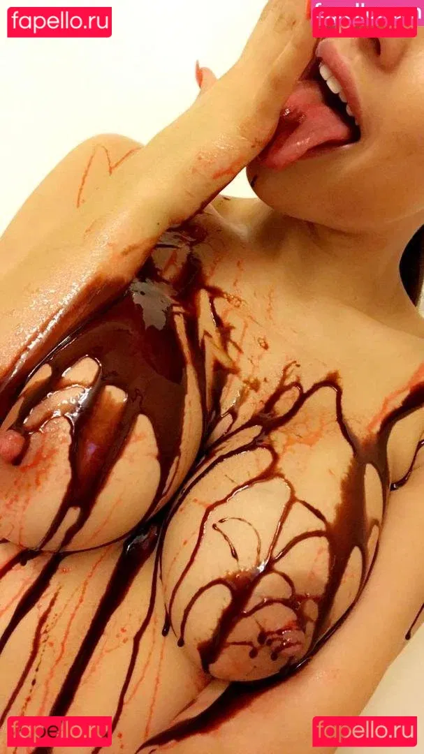 Rainey James Onlyfans Photo Gallery 