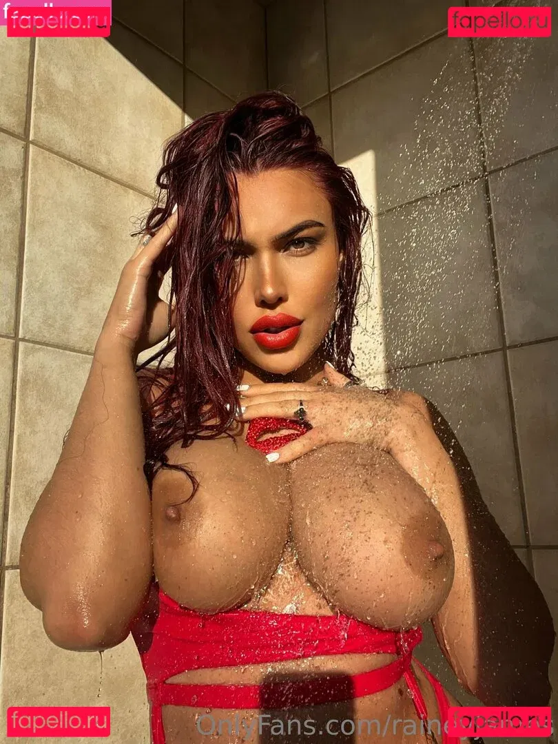 Rainey James Onlyfans Photo Gallery 