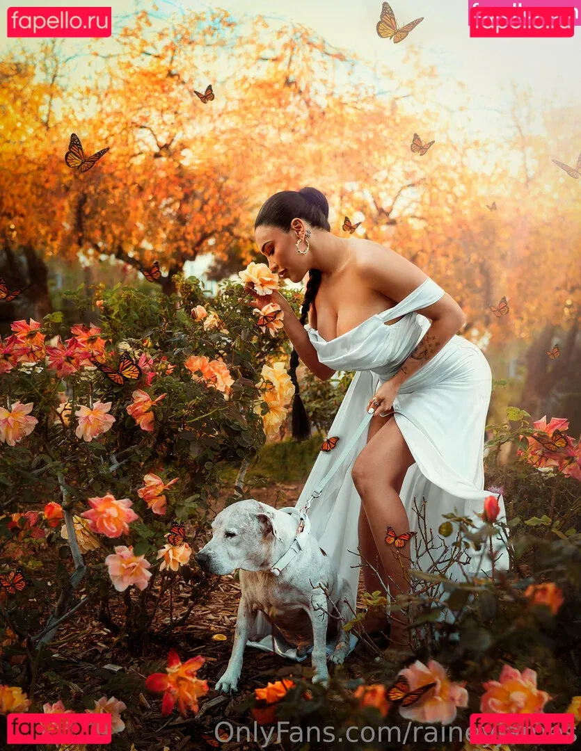 Rainey James Onlyfans Photo Gallery 