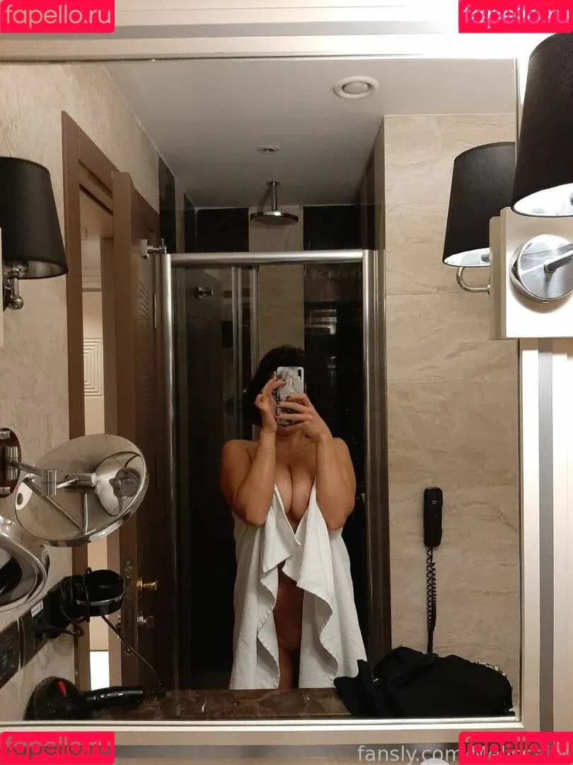 Melisa İstanbul Onlyfans Photo Gallery 