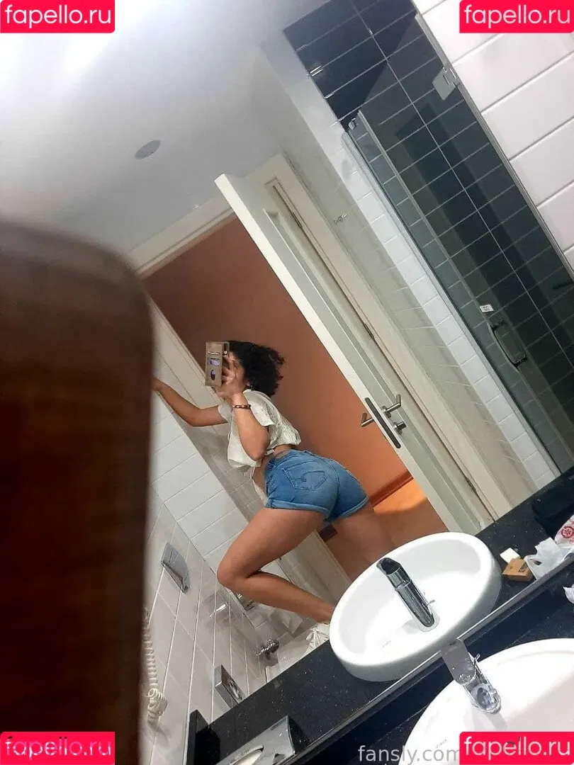 Melisa İstanbul Onlyfans Photo Gallery 