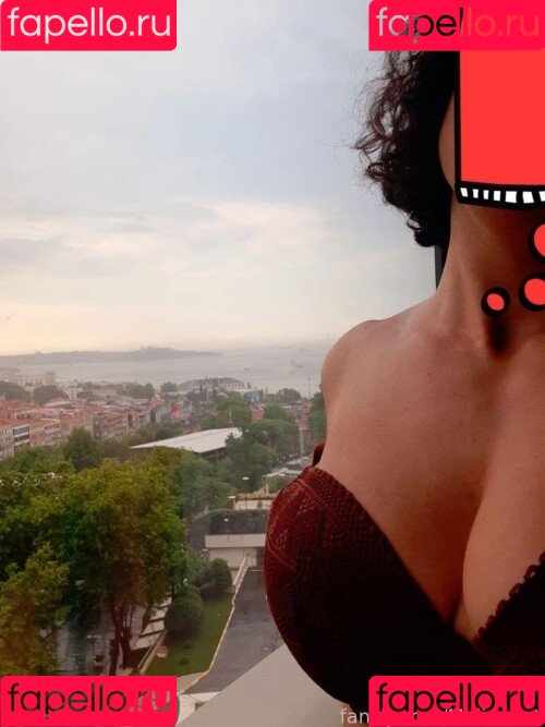 Melisa ?stanbul Nude Onlyfans Photo 45