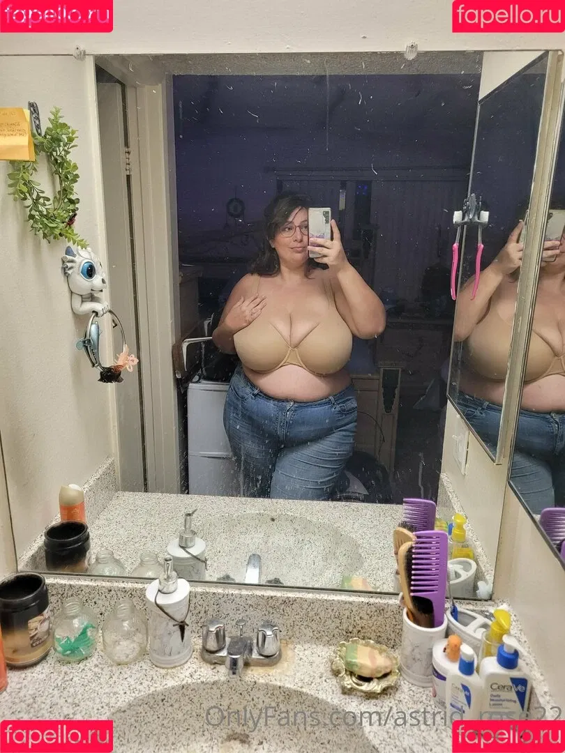astrid_rose22 Onlyfans Photo Gallery 