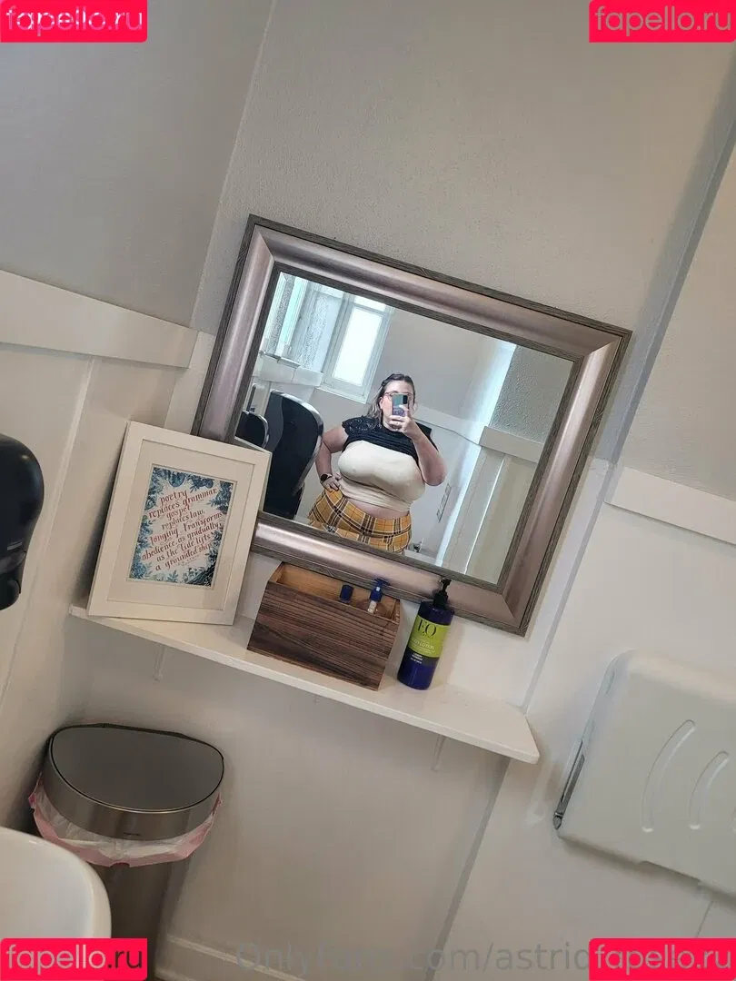 astrid_rose22 Onlyfans Photo Gallery 