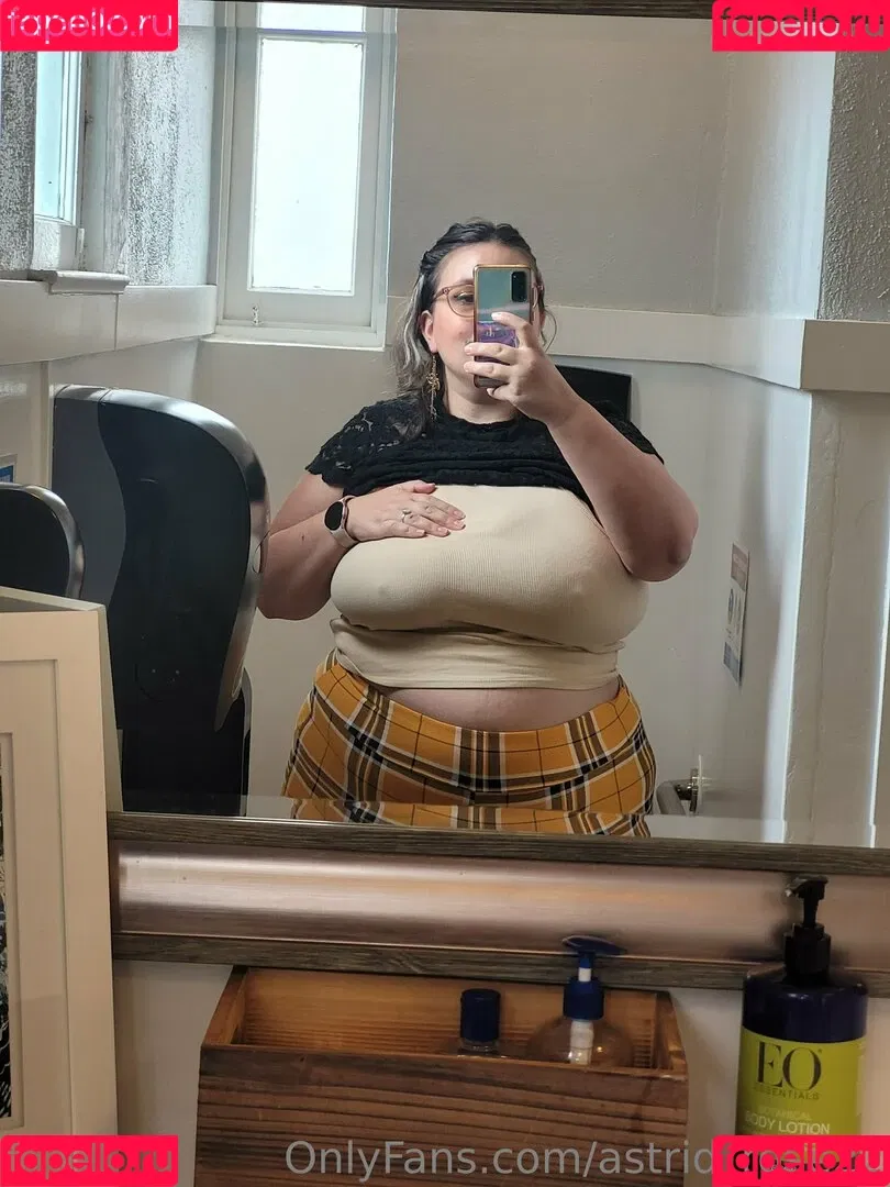astrid_rose22 Onlyfans Photo Gallery 
