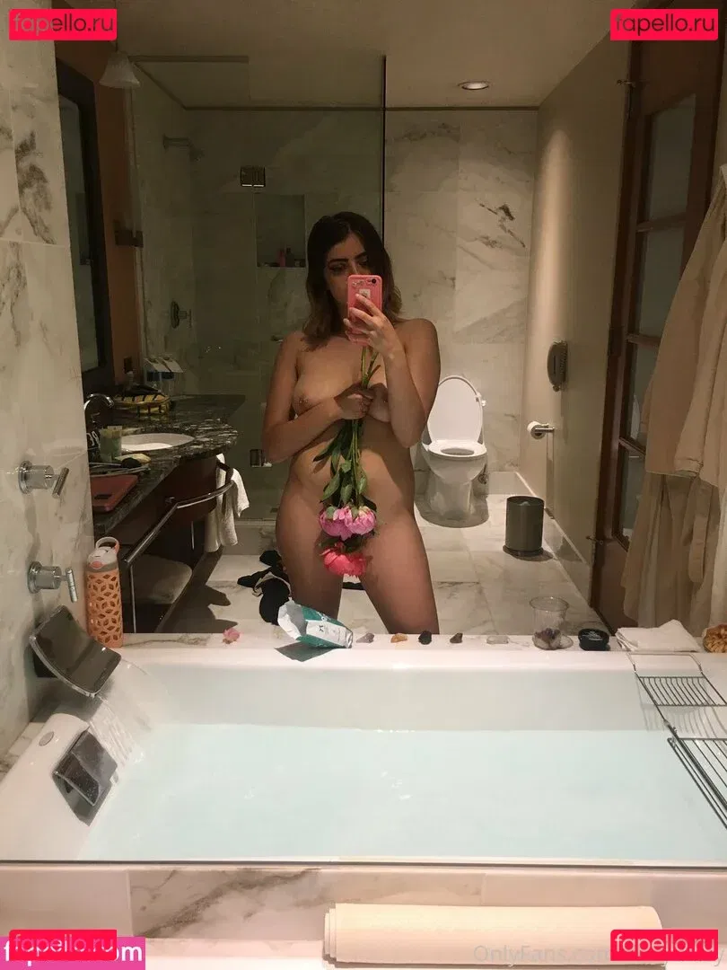 dailydaisy Onlyfans Photo Gallery 