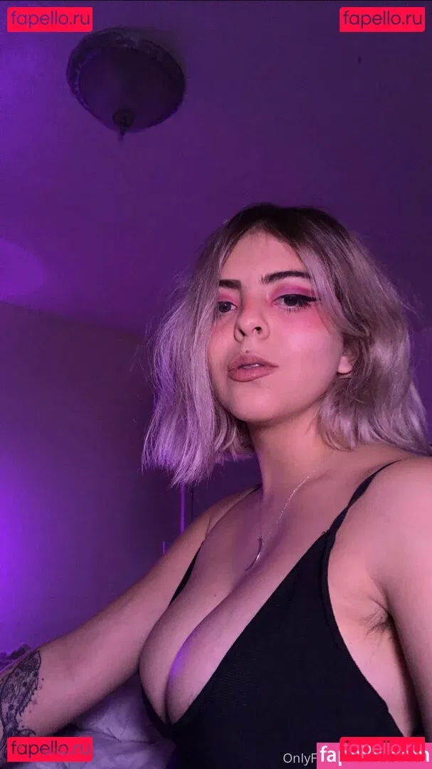 dailydaisy Onlyfans Photo Gallery 