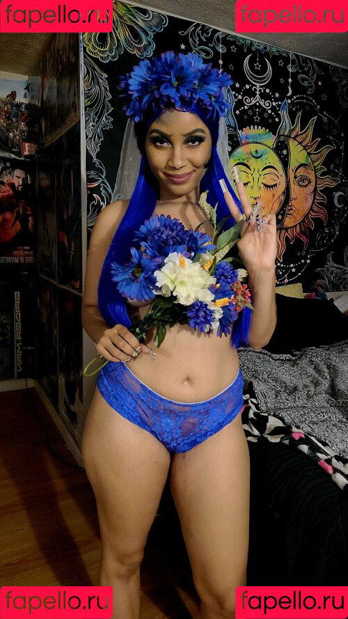 Thighlyinfluential Onlyfans Photo Gallery 