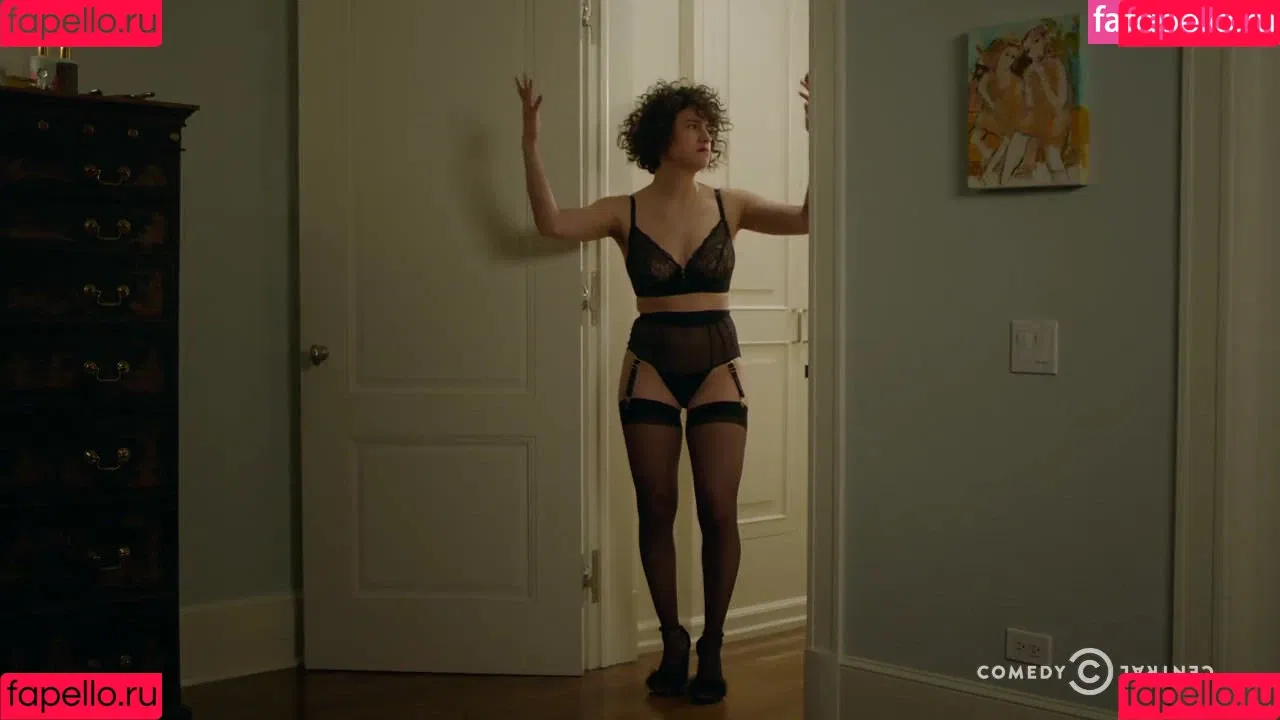Ilana Glazer Onlyfans Photo Gallery 