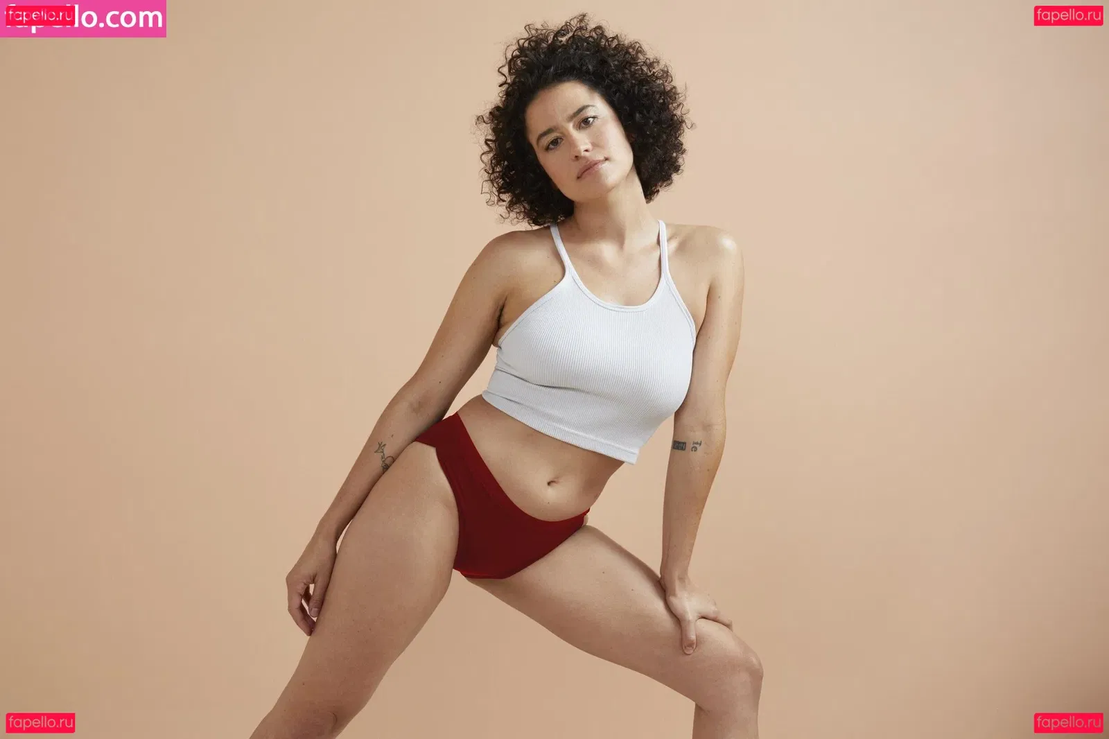 Ilana Glazer Onlyfans Photo Gallery 