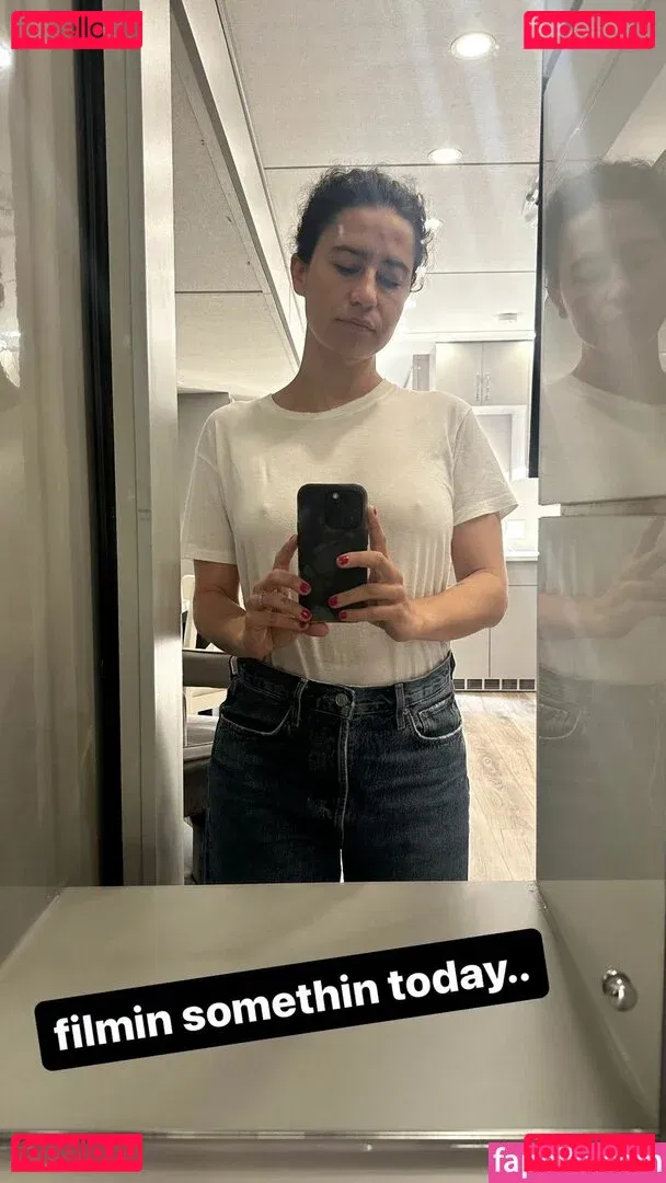 Ilana Glazer Onlyfans Photo Gallery 