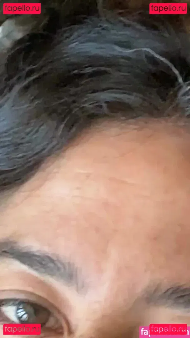 Ilana Glazer Onlyfans Photo Gallery 