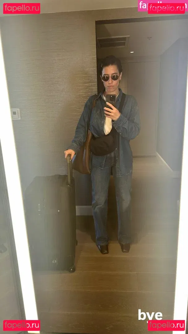 Ilana Glazer Onlyfans Photo Gallery 