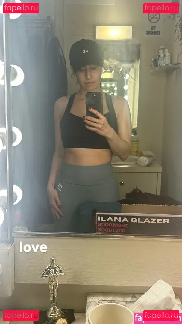 Ilana Glazer Onlyfans Photo Gallery 