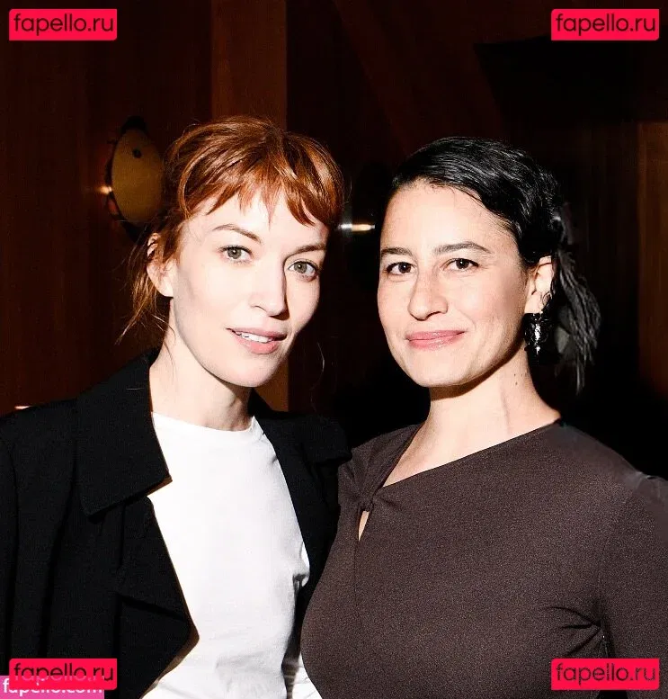 Ilana Glazer Onlyfans Photo Gallery 